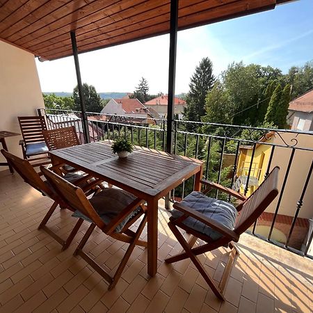 Pacsirta Apartman Grand Έγκερ Εξωτερικό φωτογραφία