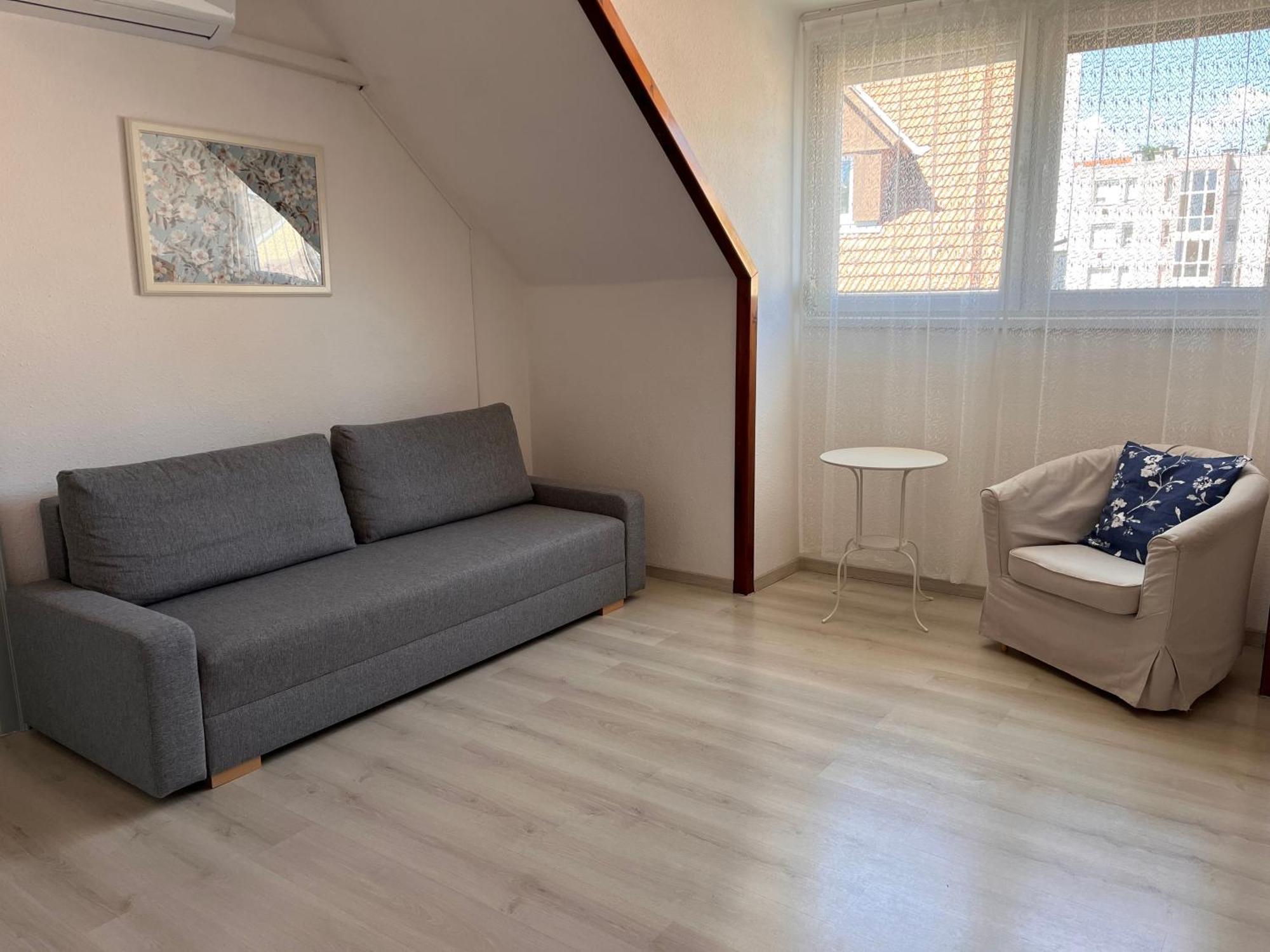 Pacsirta Apartman Grand Έγκερ Εξωτερικό φωτογραφία